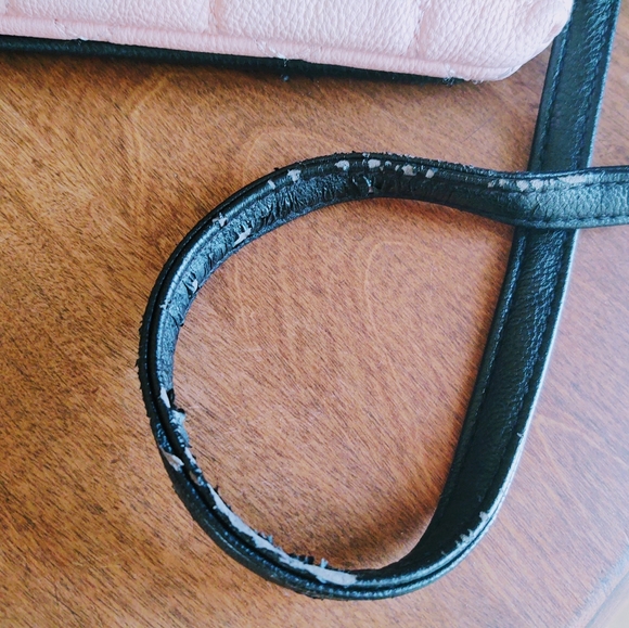 Betsey Johnson mini crossbody bag, heart quilting - Picture 4 of 6